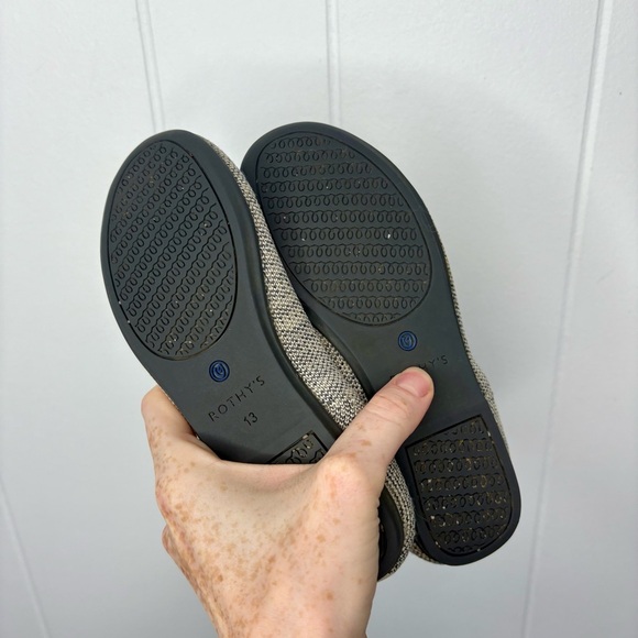 Rothy's The Kids Loafer in Metallic Silver Gray Washable Outdoor Kid’s Size 13 - Picture 6 of 7